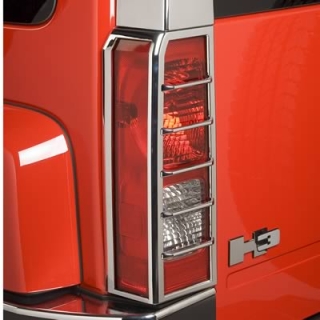 Rücklichtabdeckung - Taillight Cover  Hummer H3  06-09